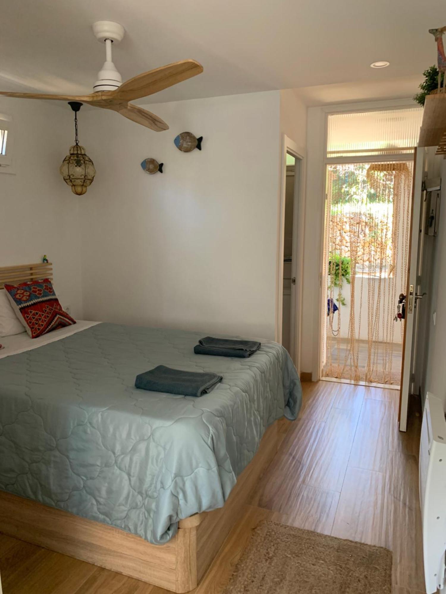 Apartamento Miniloft Con Piscina Caminando A La Playa Tarragona Exterior foto